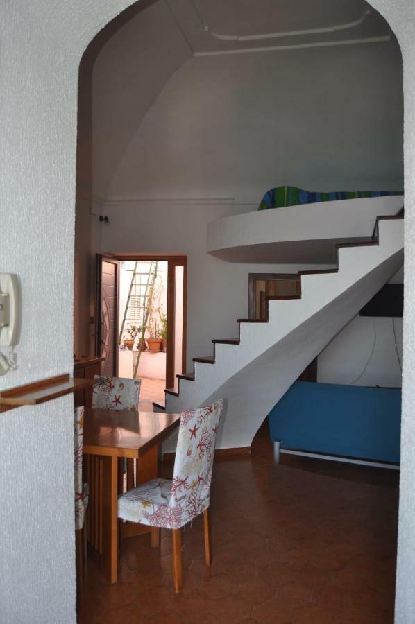 Casa Geltrude Al Porto Villa Procida Exterior photo